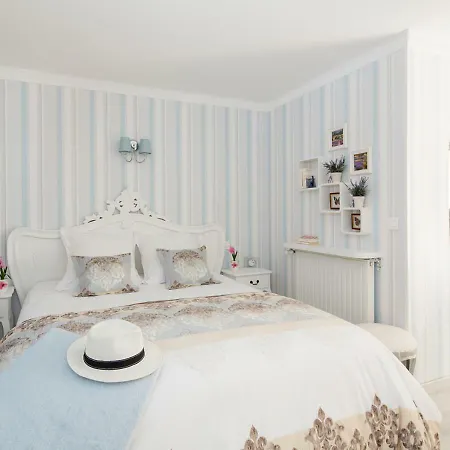 Apartment Studio Imperial Rue Antibes Cannes